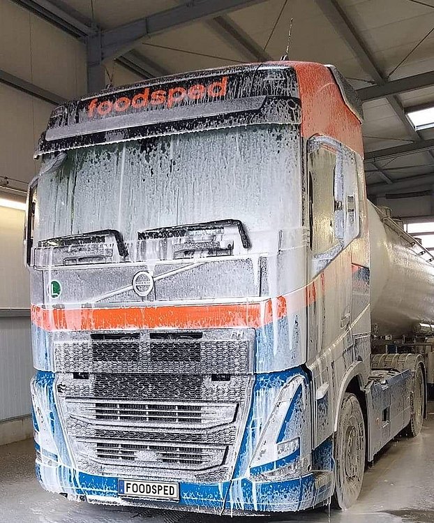 Liquid food transportation from Czechia with Foodsped Liquid food transportation from Czechia with Foodsped